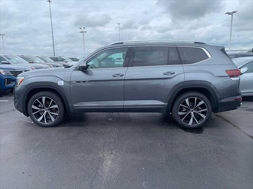 2025 Volkswagen Atlas 2.0T SEL Premium R-Line 4MOTION