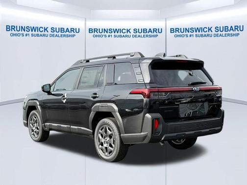 Crystal Black Silica 2026 Subaru Outback Premium