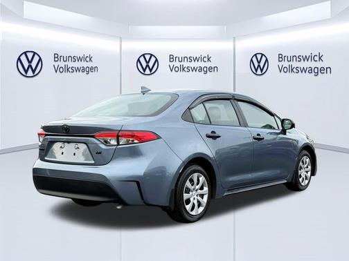 Celestite 2025 Toyota Corolla LE