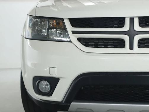 Vice White 2019 Dodge Journey GT