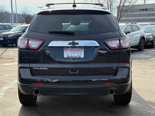 2017 Chevrolet Traverse 2LT
