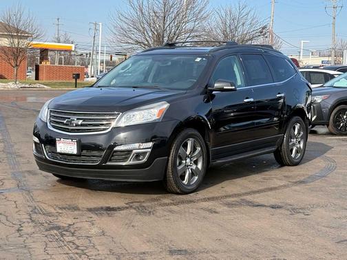 2017 Chevrolet Traverse 2LT