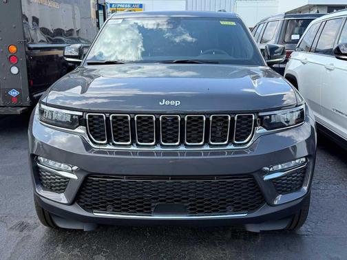 2025 Jeep Grand Cherokee Limited X