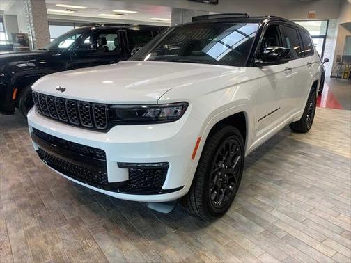 2025 Jeep Grand Cherokee Summit