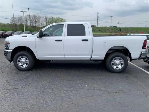 2025 RAM 2500 Tradesman Crew Cab 4x4 6'4' Box