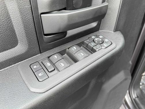 2026 RAM 2500 Warlock Crew Cab 4x4 6'4' Box