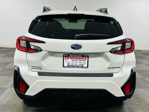 Crystal White Pearl 2024 Subaru Crosstrek Premium