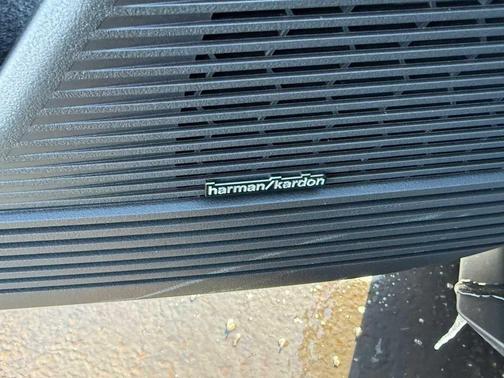 Deep Emerald Green Pearl 2026 Subaru Outback Touring XT