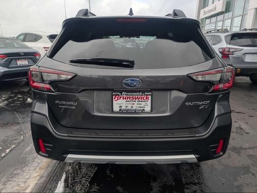 2021 Subaru Outback Limited XT