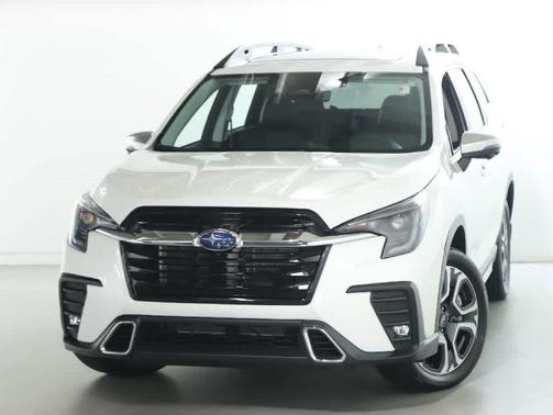 Crystal White Pearl 2023 Subaru Ascent Touring 7-Passenger