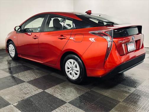 2016 Toyota Prius Two