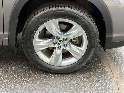Predawn Gray Mica 2018 Toyota Highlander Limited