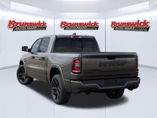 Granite Crystal Metallic Clearcoat 2027 RAM 1500 Laramie