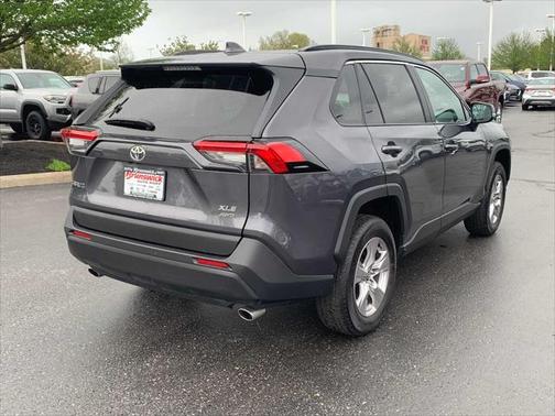 2022 Toyota RAV4 XLE