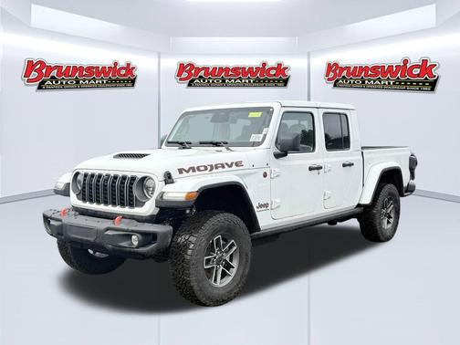 Bright White Clearcoat 2026 Jeep Gladiator Mojave 4x4
