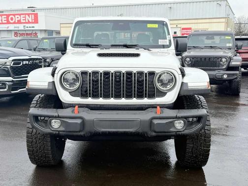 2026 Jeep Gladiator Mojave 4x4