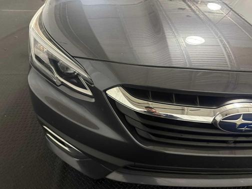 2022 Subaru Legacy Touring XT