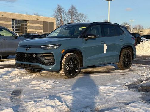 2026 Volkswagen Tiguan 2.0T SE R-Line Black 4MOTION