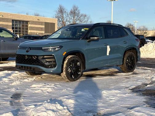 2026 Volkswagen Tiguan 2.0T SE R-Line Black 4MOTION