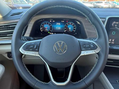 2026 Volkswagen Atlas 2.0T SE