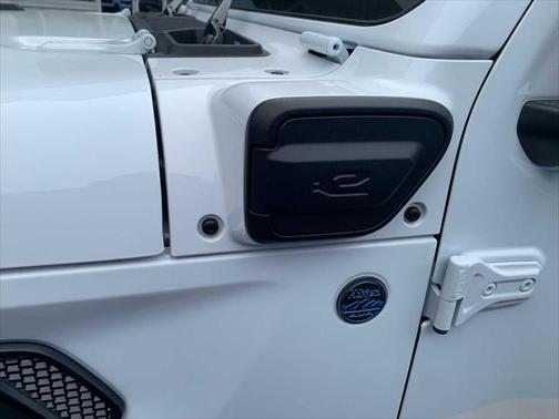 2025 Jeep Wrangler 4xe Willys
