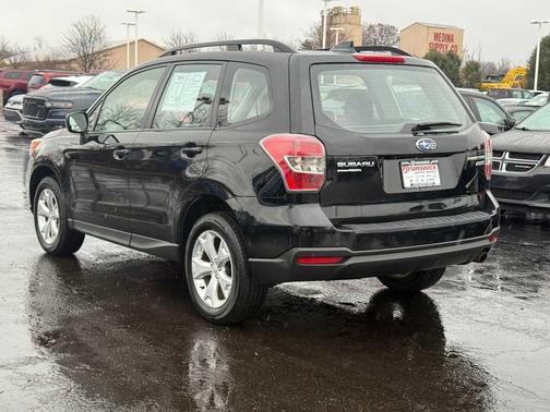 2016 Subaru Forester 2.5i