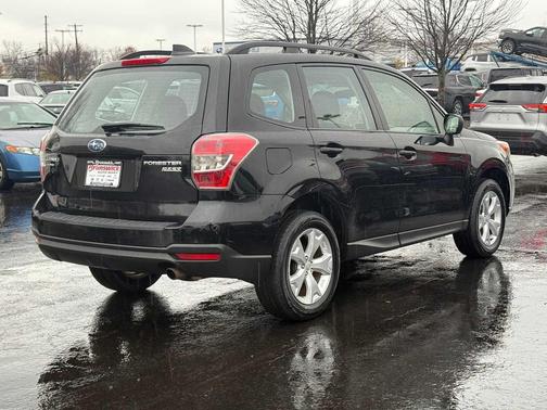 2016 Subaru Forester 2.5i