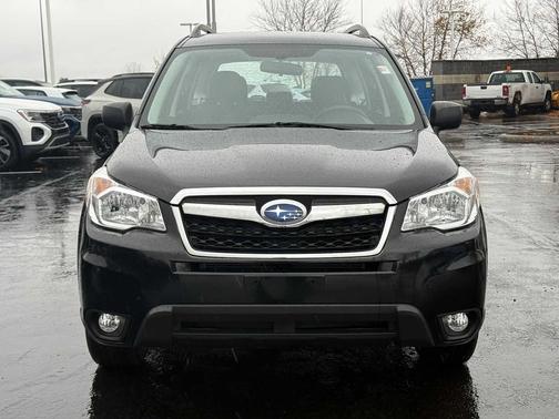 2016 Subaru Forester 2.5i