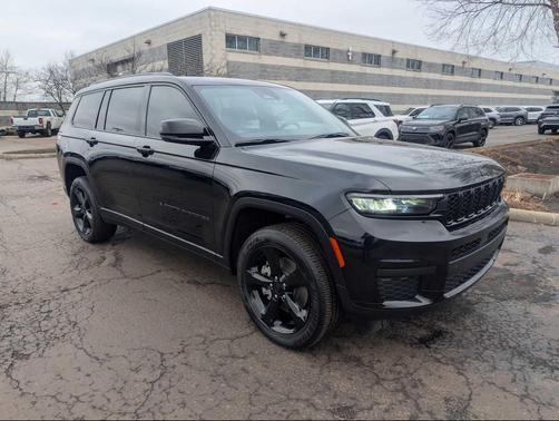 2024 Jeep Grand Cherokee L Altitude