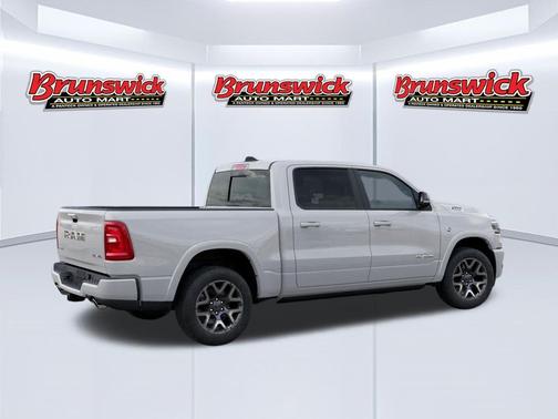 Bright White Clearcoat 2026 RAM 1500 Laramie