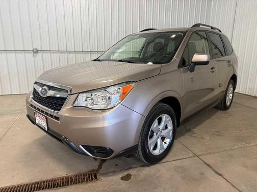 Burnished Bronze Metallic 2016 Subaru Forester 2.5i Premium