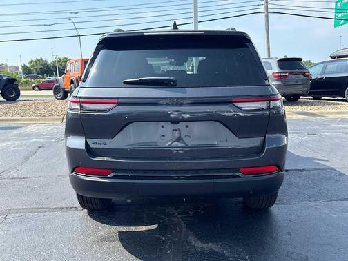 2025 Jeep Grand Cherokee Altitude