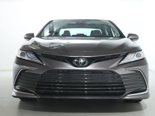 Predawn Gray Mica 2023 Toyota Camry XLE