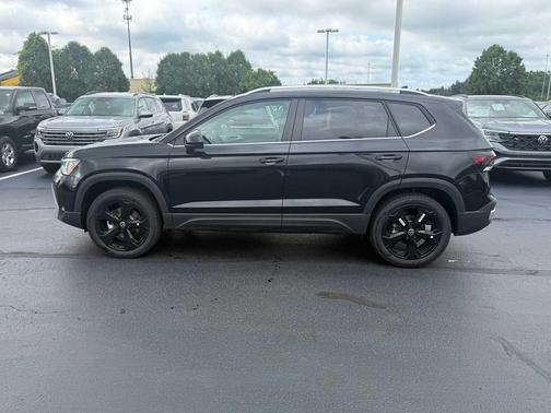 2025 Volkswagen Taos 1.5T SEL