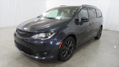 Maximum Steel Metallic Clearcoat 2020 Chrysler Pacifica Limited