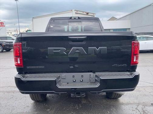 2025 RAM 2500 Big Horn Crew Cab 4x4 6'4' Box