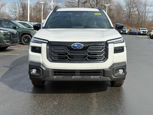 Crystal White Pearl 2026 Subaru Outback Premium