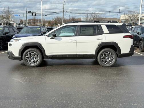 Crystal White Pearl 2026 Subaru Outback Premium