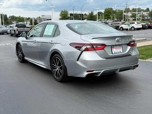 2022 Toyota Camry SE
