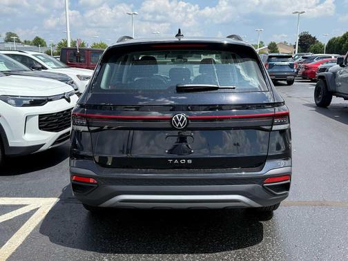 2025 Volkswagen Taos 1.5T S