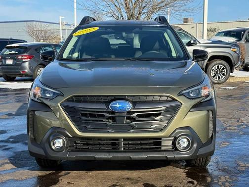 2025 Subaru Outback Premium