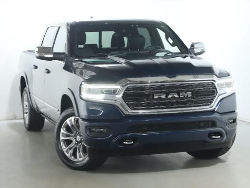 Patriot Blue Pearlcoat 2023 RAM 1500 Limited
