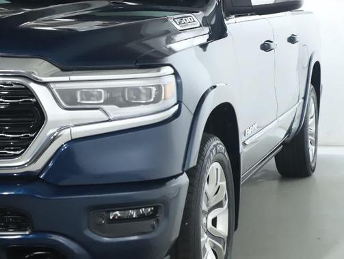 Patriot Blue Pearlcoat 2023 RAM 1500 Limited