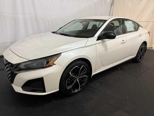 2024 Nissan Altima SR Intelligent AWD