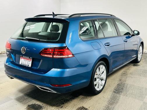 2019 Volkswagen Golf SportWagen TSI SE