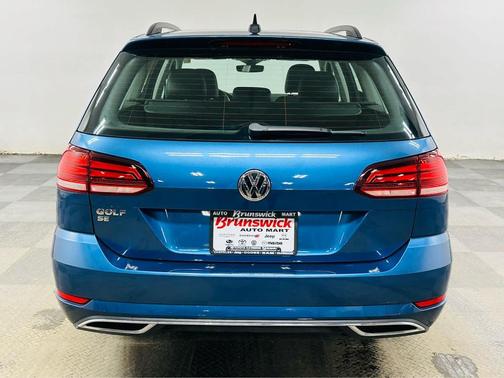 2019 Volkswagen Golf SportWagen TSI SE