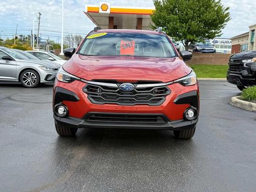 Sun Blaze Pearl 2025 Subaru Crosstrek Premium