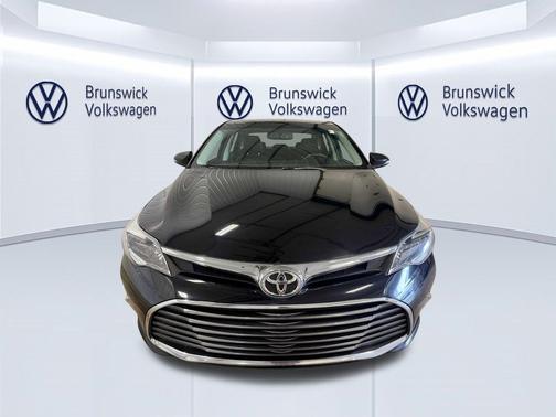 Midnight Black Metallic 2016 Toyota Avalon XLE Premium