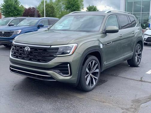 2025 Volkswagen Atlas 2.0T SEL Premium R-Line 4MOTION