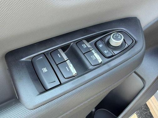 Crystal White Pearl 2026 Subaru Forester Hybrid Sport